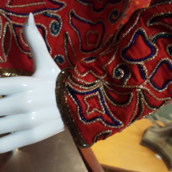 Vintage silk beaded brocade Jacket - Picture 4 of 7